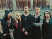 VELVET CHAINS: lança novo single ‘WAR’